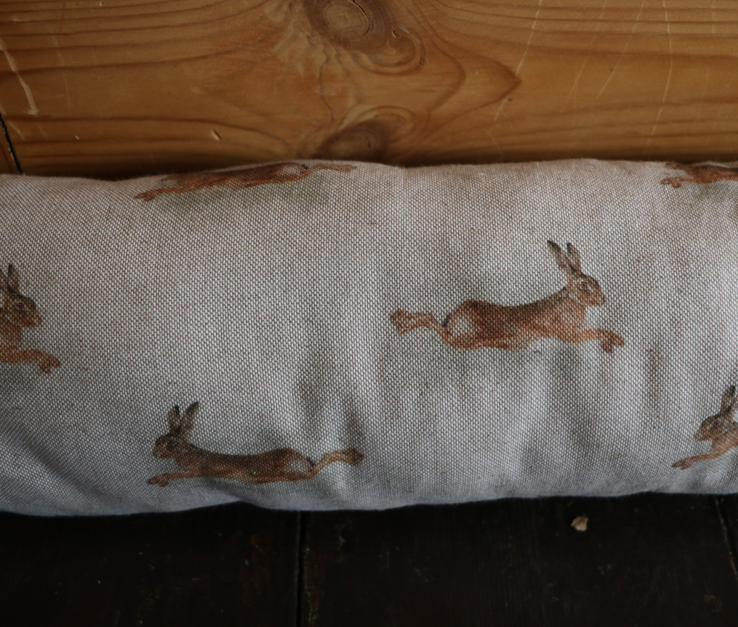 Country Style Draught Excluder – Add Warmth and Rustic Charm to Your Home