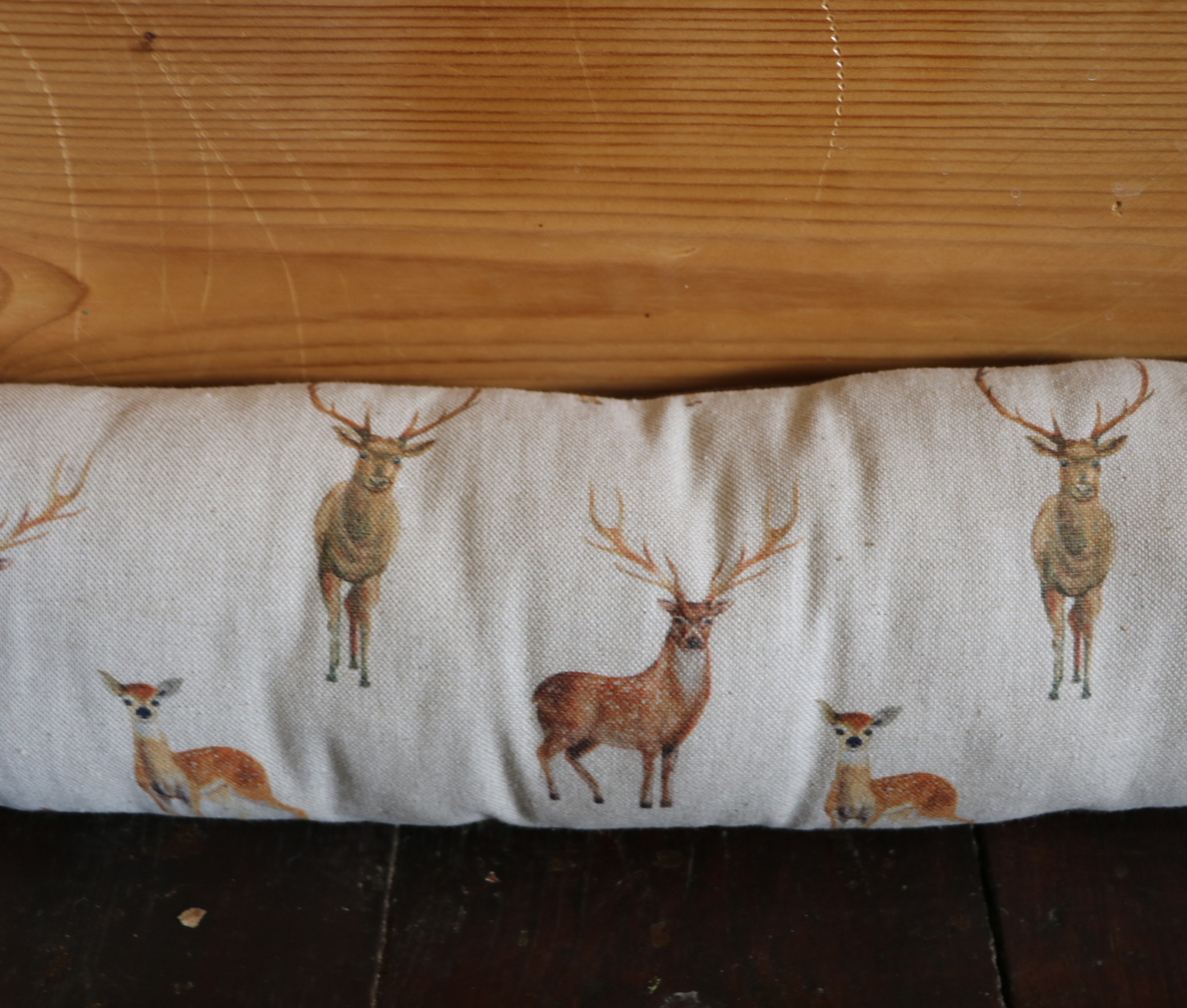 Country Style Draught Excluder – Add Warmth and Rustic Charm to Your Home