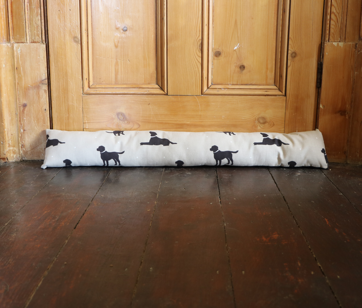 Country Style Draught Excluder – Add Warmth and Rustic Charm to Your Home